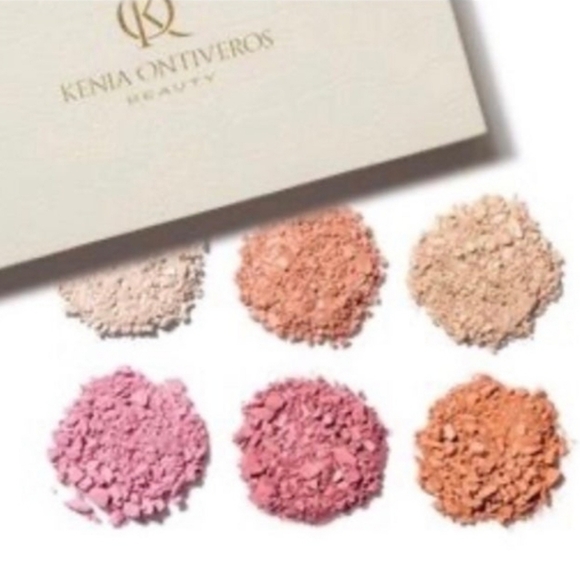 New Kenia Ontiveros blush & shine Palette‎ - Picture 2 of 8